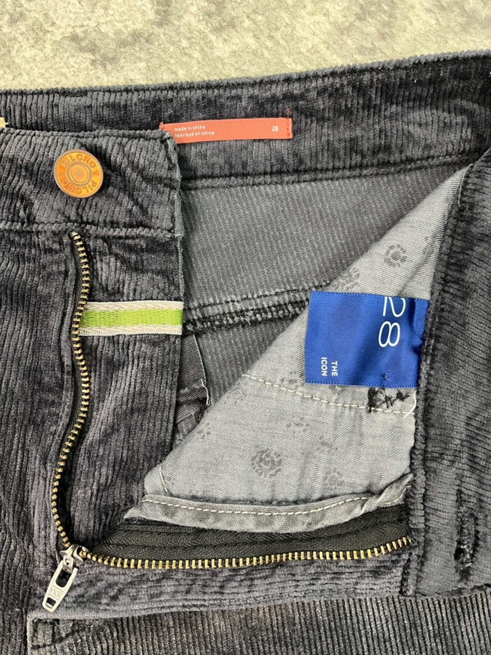 PILCRO BY ANTHROPOLOGIE THE ICON CORDUROY FLARE PANTS DARK GRAY SZ 28 31 inseam - Picture 12 of 14